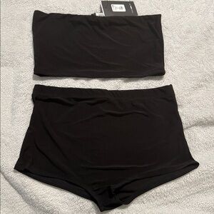 Black Strapless Bikini Set